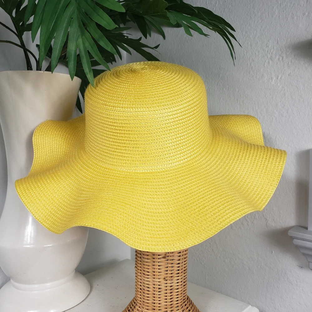 Bright Yellow Straw w/ Wavy Rim Edges -  Beach Coastal Resort Bright & Cheerful